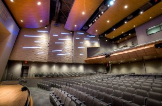 The Kasson Mantorville School added and renovated over 160,000 SF of new and beautiful space. The result offers the students and staff new spaces including a gymnasium, commons area, auditorium, and main entrance. 