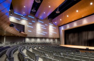 The Kasson Mantorville School added and renovated over 160,000 SF of new and beautiful space. The result offers the students and staff new spaces including a gymnasium, commons area, auditorium, and main entrance. 